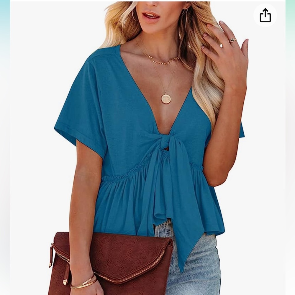 Women's Tie Front Crop Top - perfect for summer!